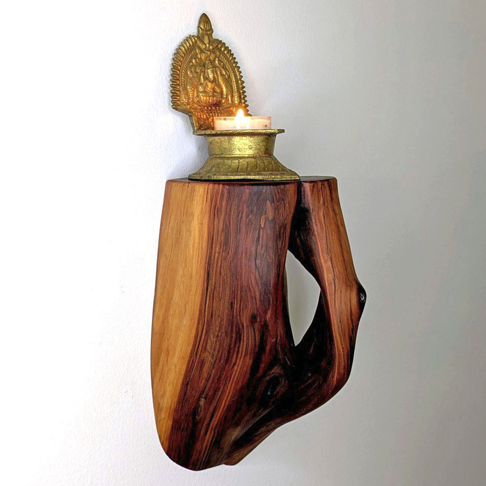 Candle Mantelette 02