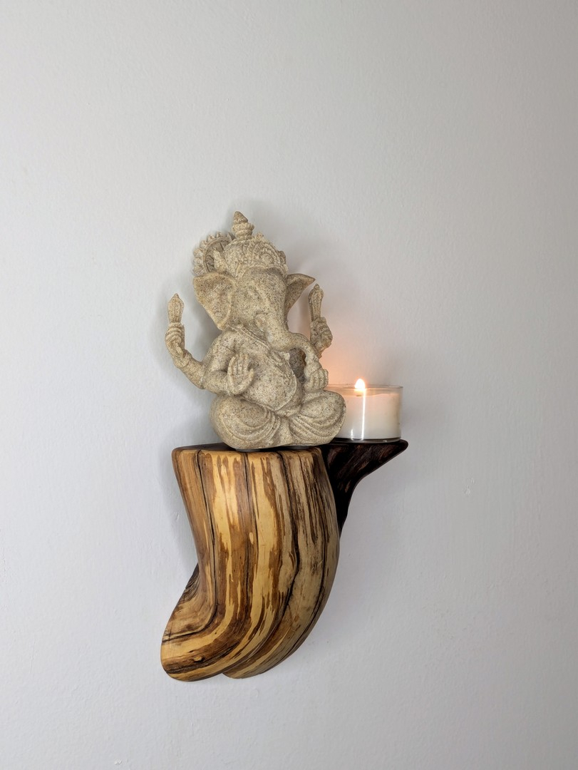 Candle Mantelette 08